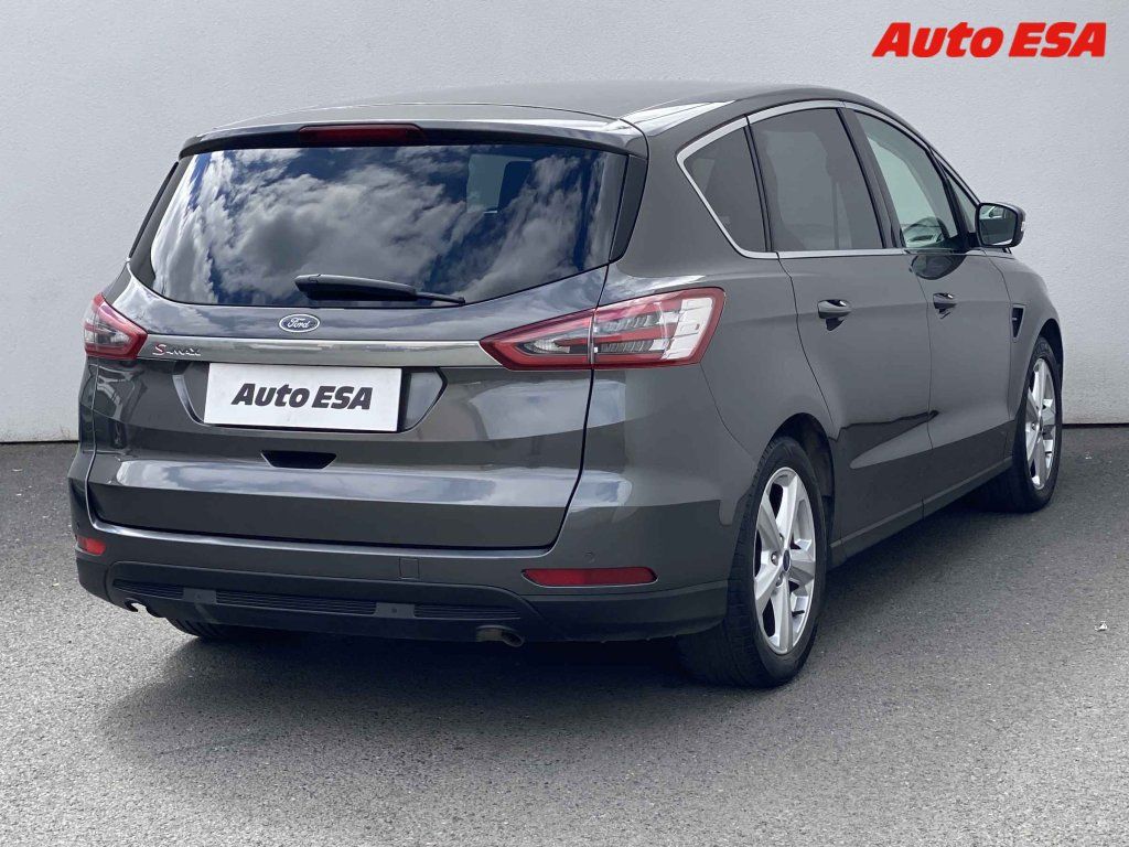 Ford S-MAX, 2.0 TDCi,AC,bixen,navi - fotka 4