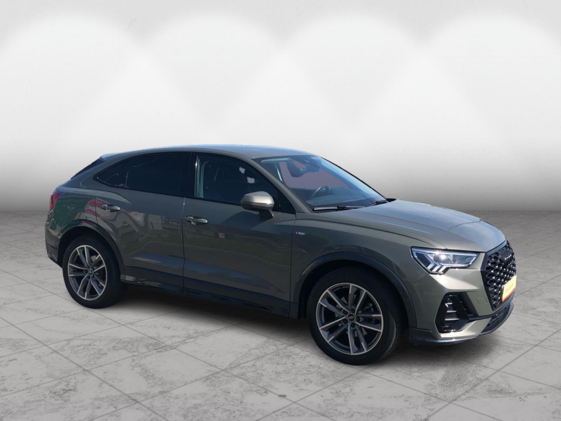 Audi Q3, S-line 35 TFSI S-Tronic 7st. - fotka 6