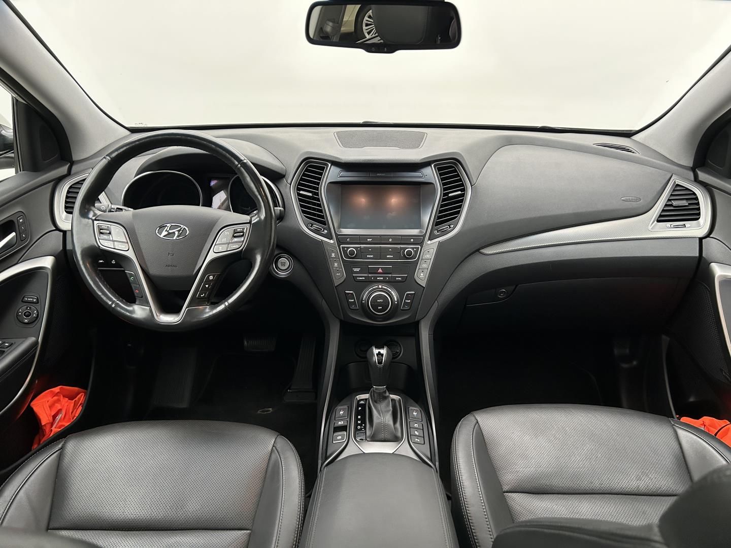 Hyundai Grand Santa Fe, 2.2CRDI 147kW 4x4 - fotka 5