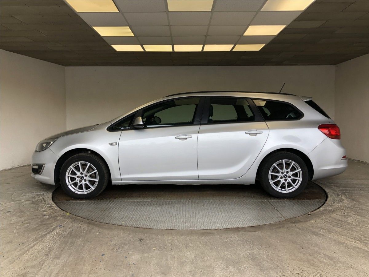 Opel Astra, 1,7 CDTI - fotka 4