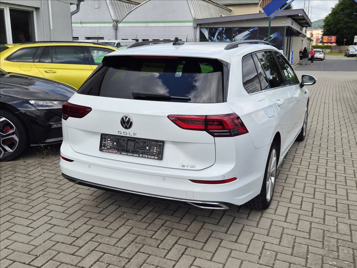 Volkswagen Golf, 1,5 TSi DSG STYLE *FullLED*NAV - fotka 3