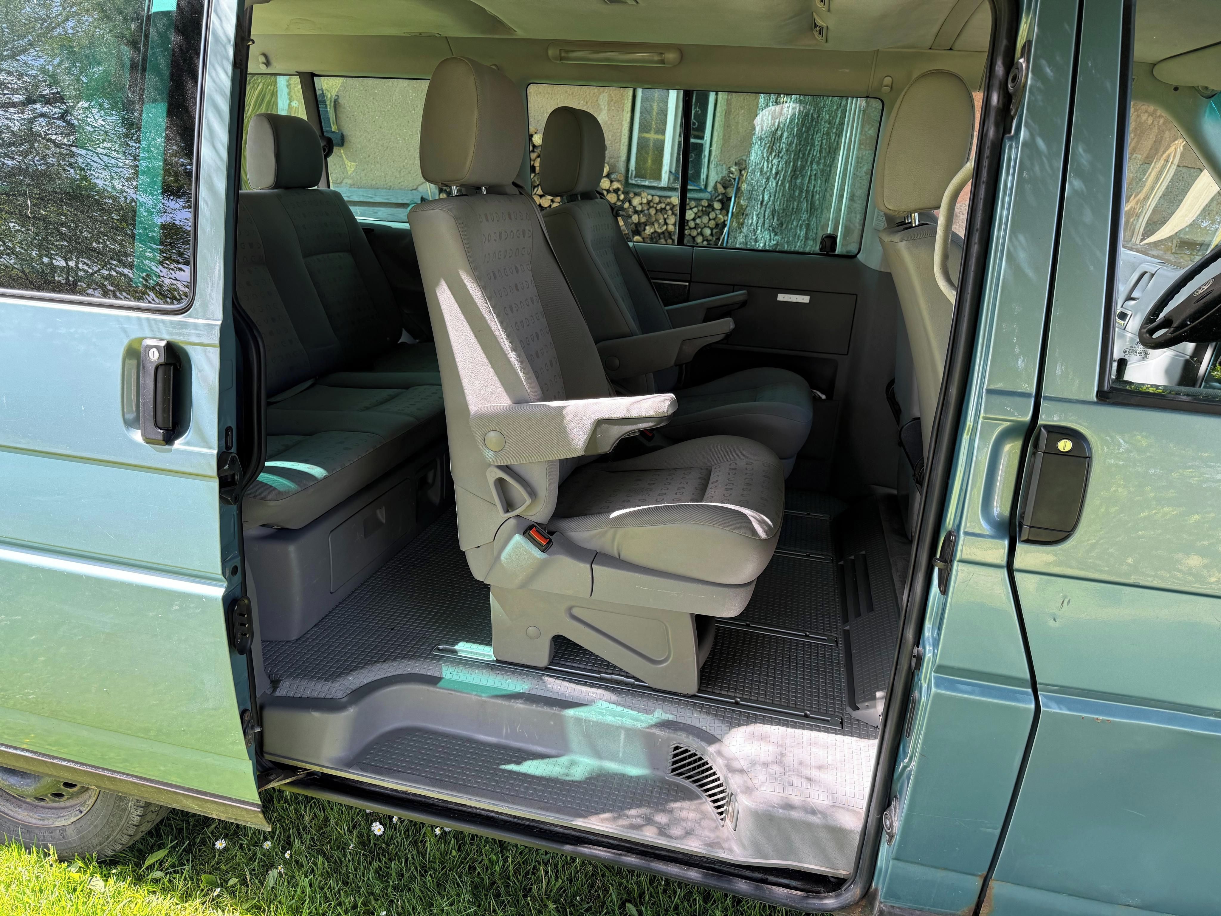 Volkswagen Multivan, T4 2.5 TDI Syncro 4x4, 2002 - fotka 2
