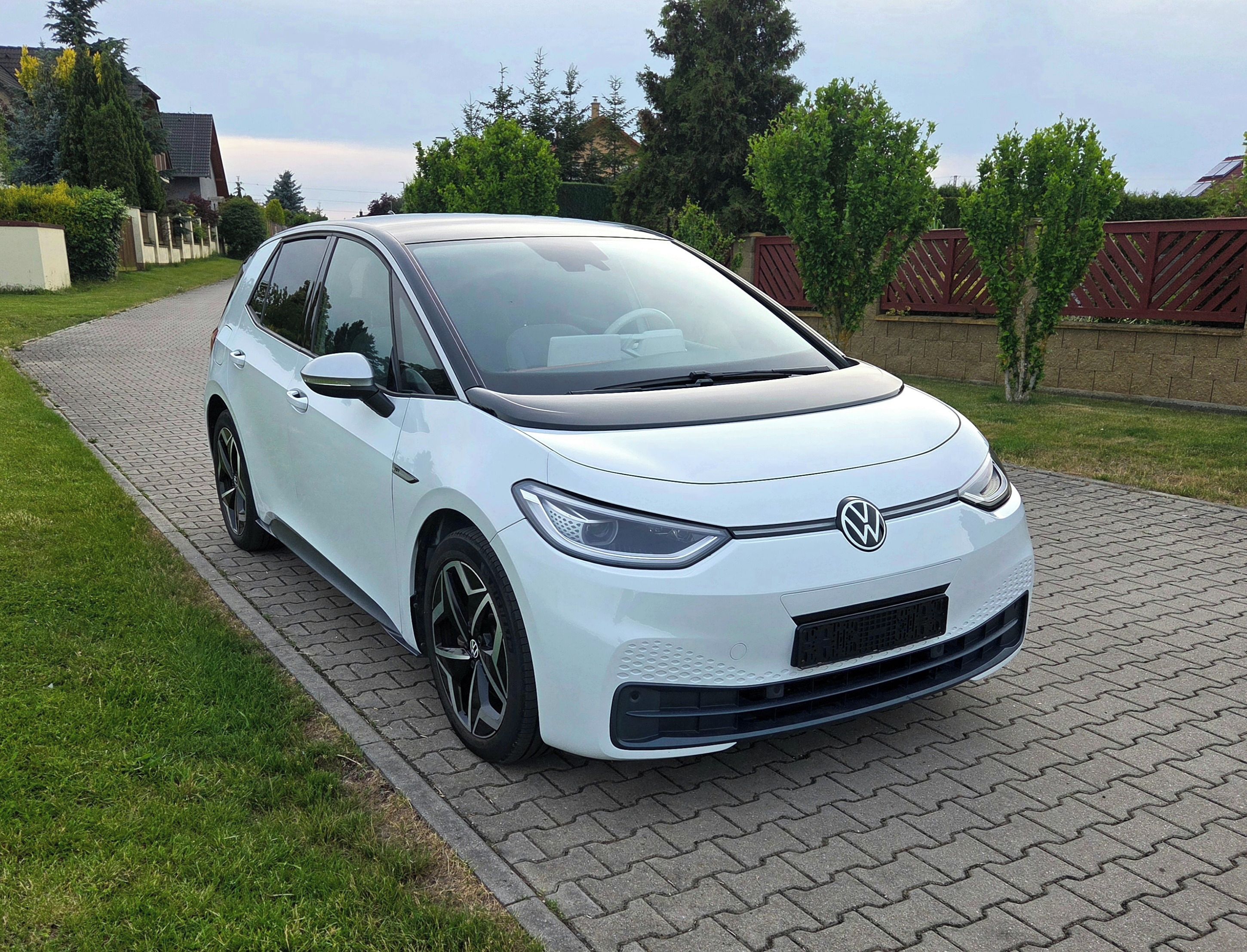 Volkswagen ID.3, 1st Plus Pro, 150 kw (62 kWh) - fotka 3
