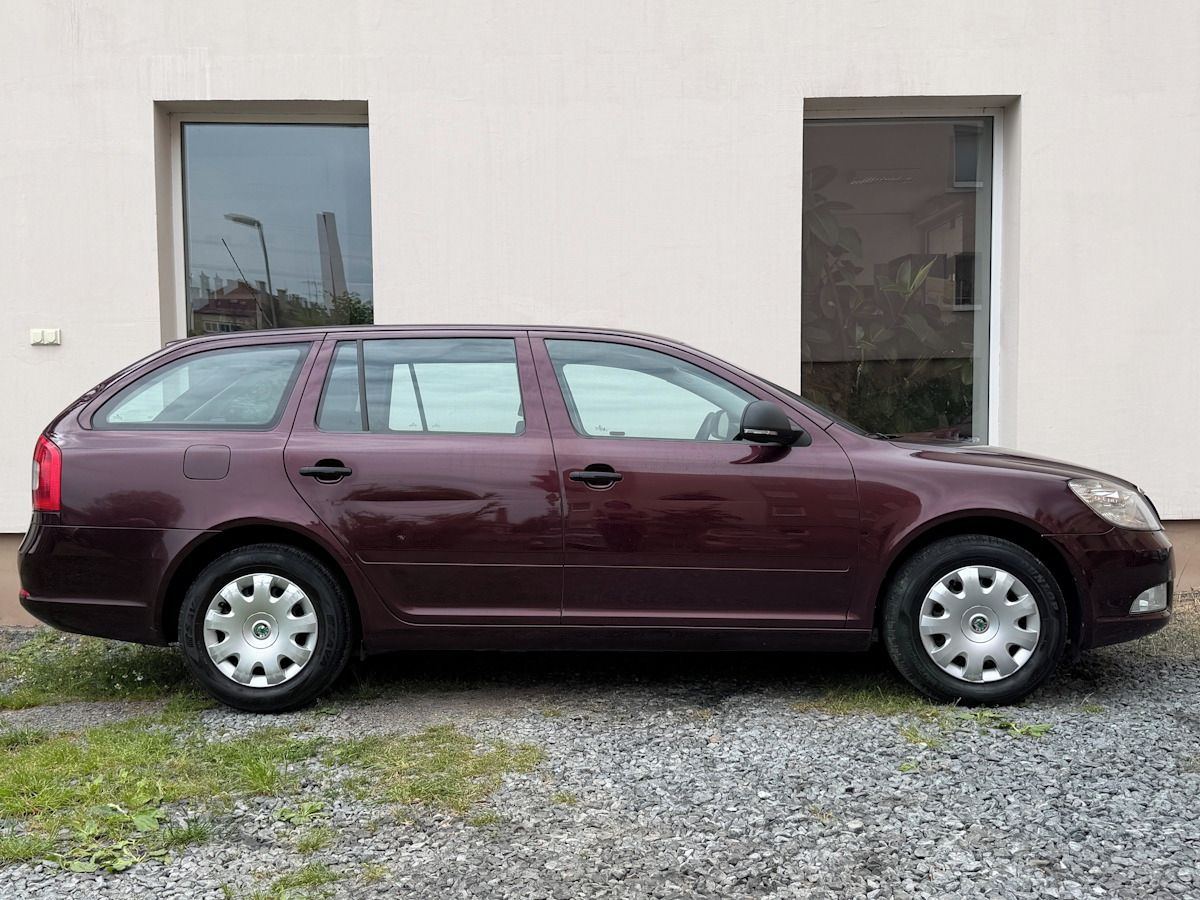 Škoda Octavia, 1.6MPI 75kW, bez koroze, klima - fotka 6