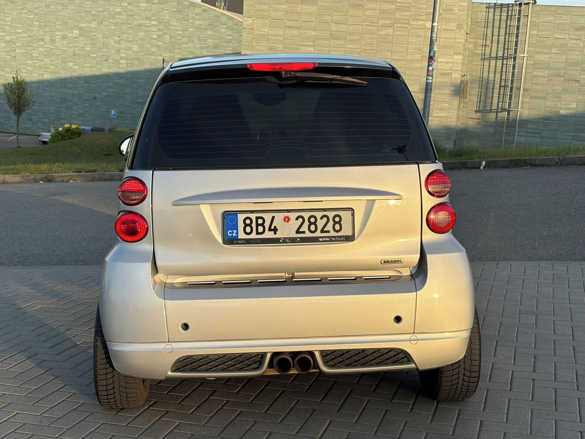 Smart Fortwo, 1.0 Turbo Brabus - fotka 3