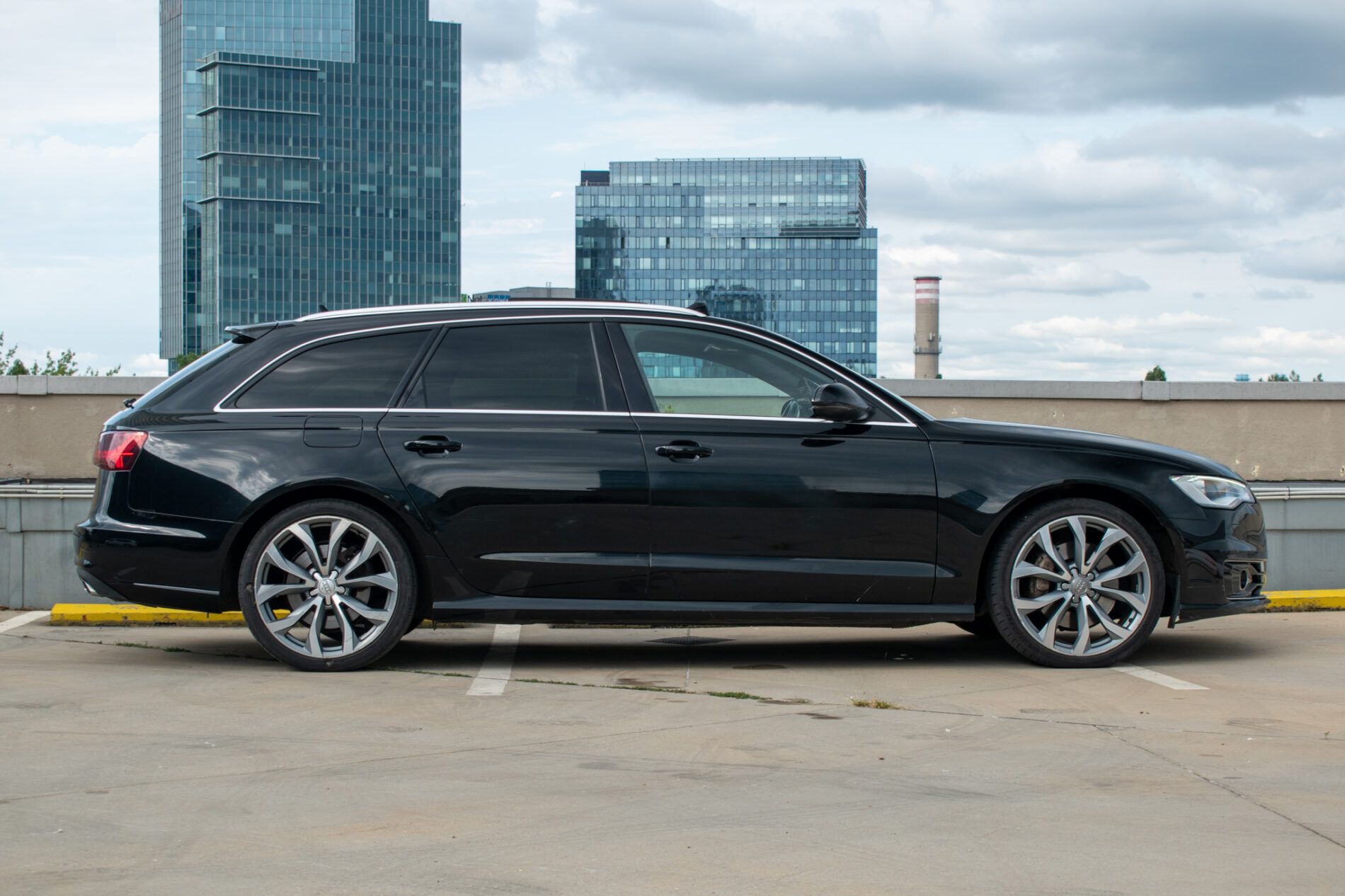 Audi A6 Avant - fotka 4