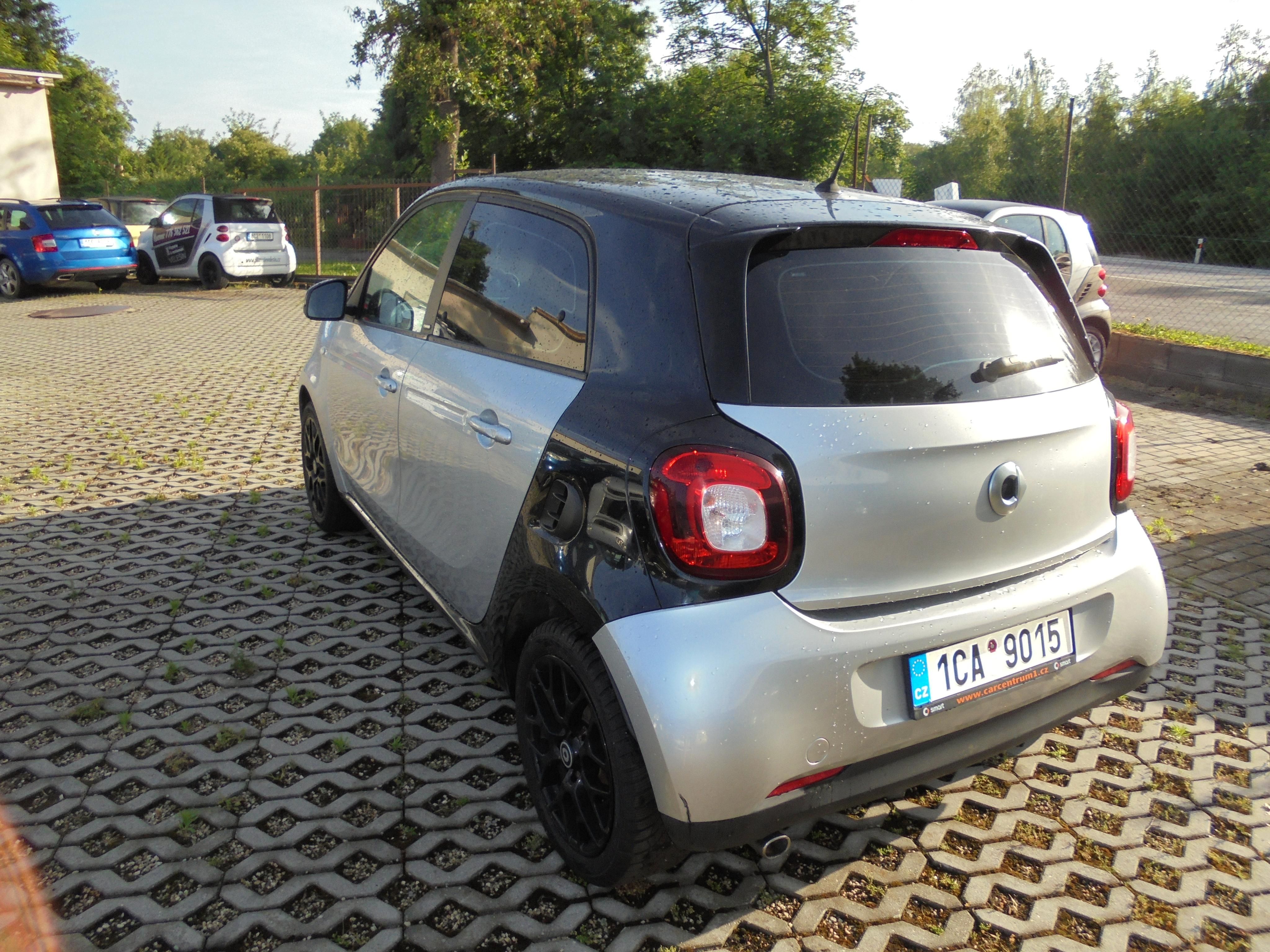 Smart Forfour, 0,9i klima  ODPOČET DPH - fotka 4