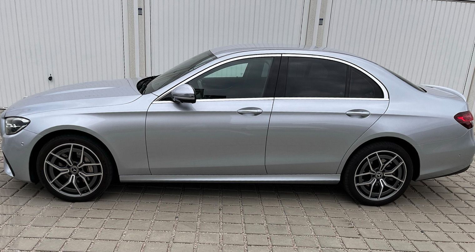 Mercedes-Benz Třídy E, Mercedes E300e 4M AMG 360° - fotka 5