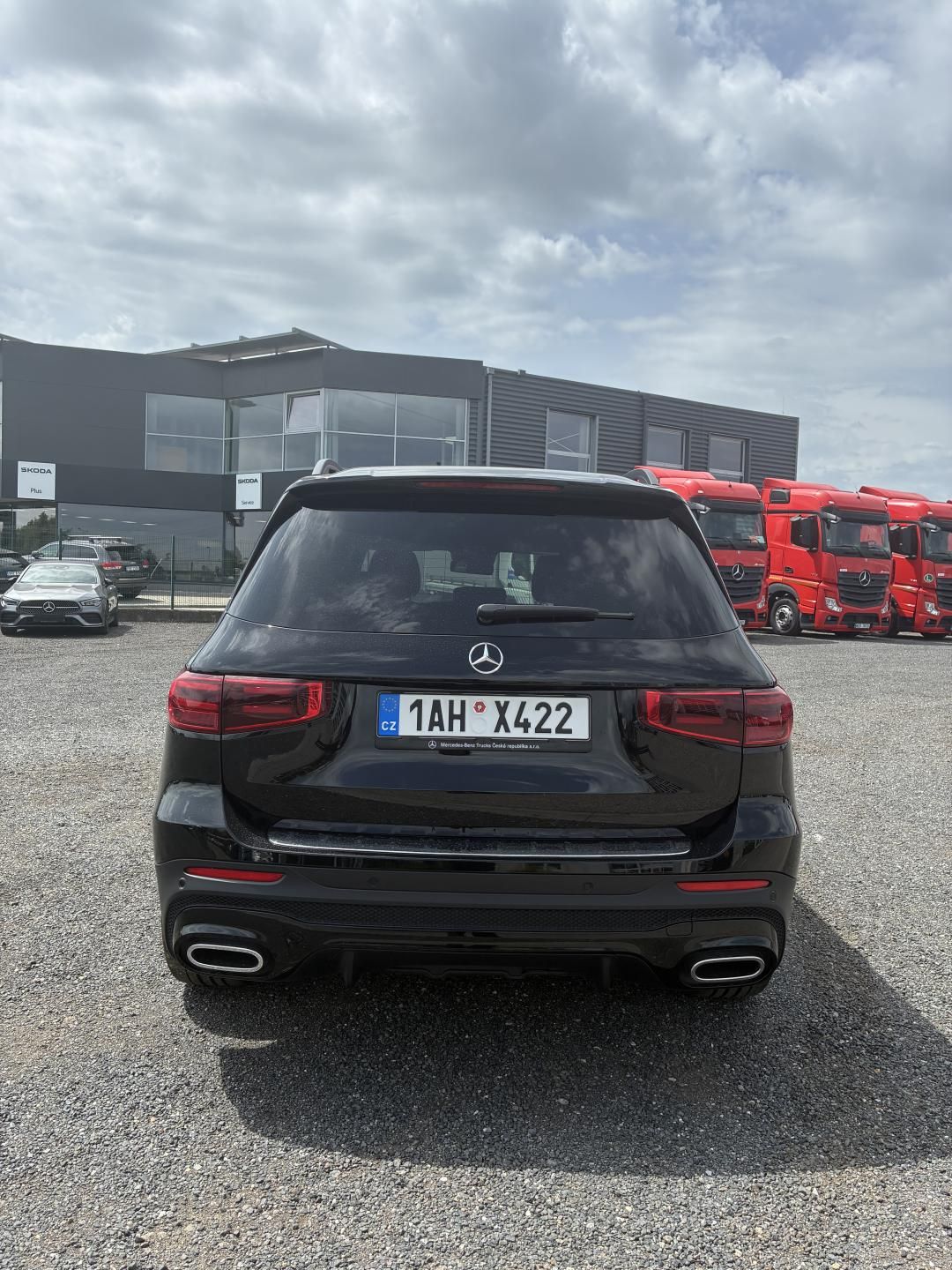 Mercedes-Benz GLB, 200d 4MATIC - fotka 4