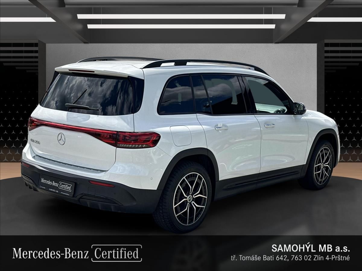 Mercedes-Benz EQB, 250 AMG linie - fotka 5