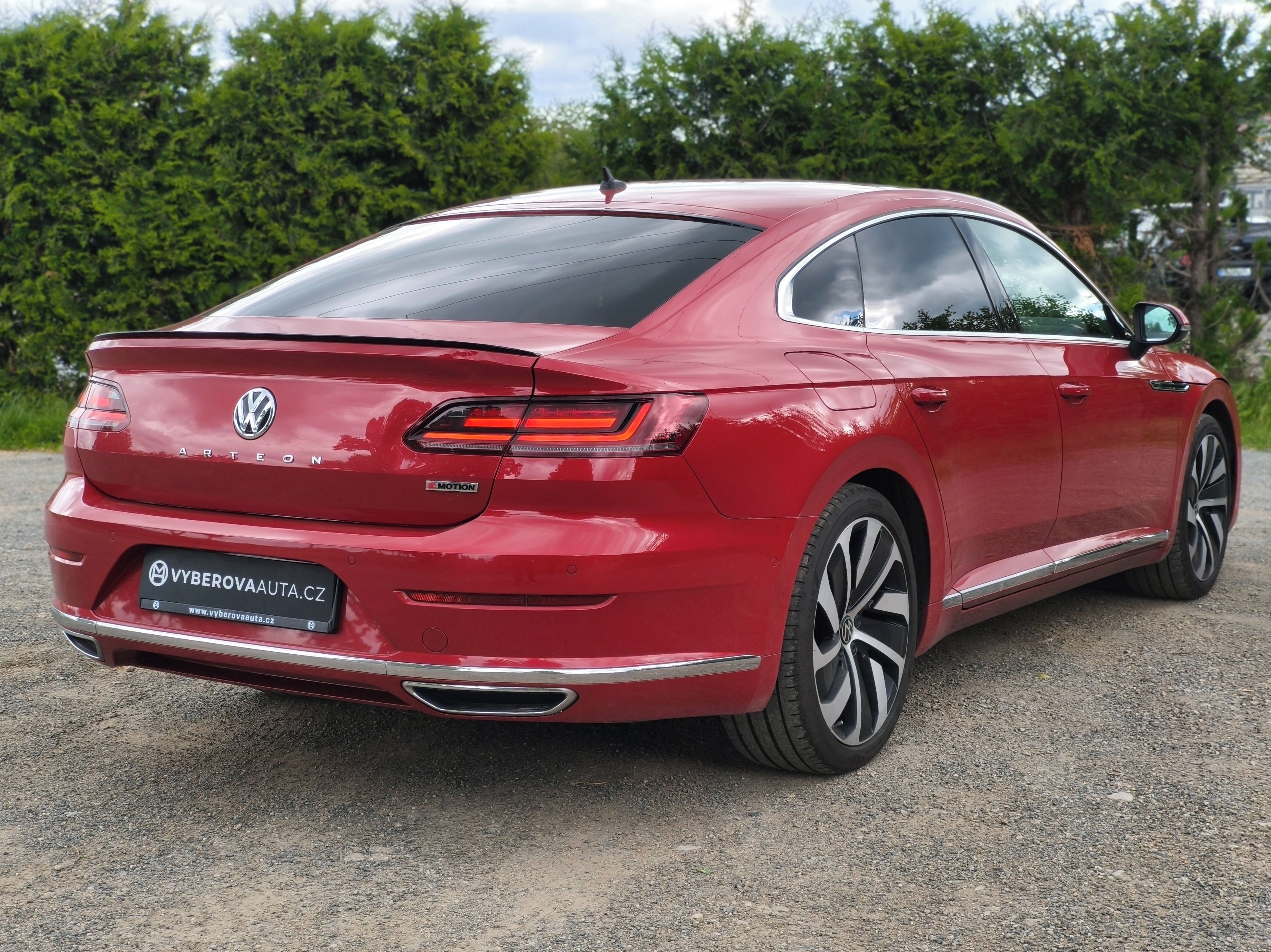 Volkswagen Arteon, 2.0TSI 200kW/ACC/HUD/DCC/36O° - fotka 4