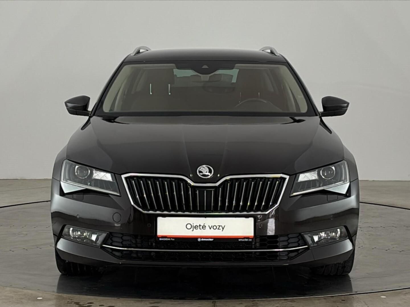 Škoda Superb, 2.0 TDI / 140 kW Laurin & Klem - fotka 4