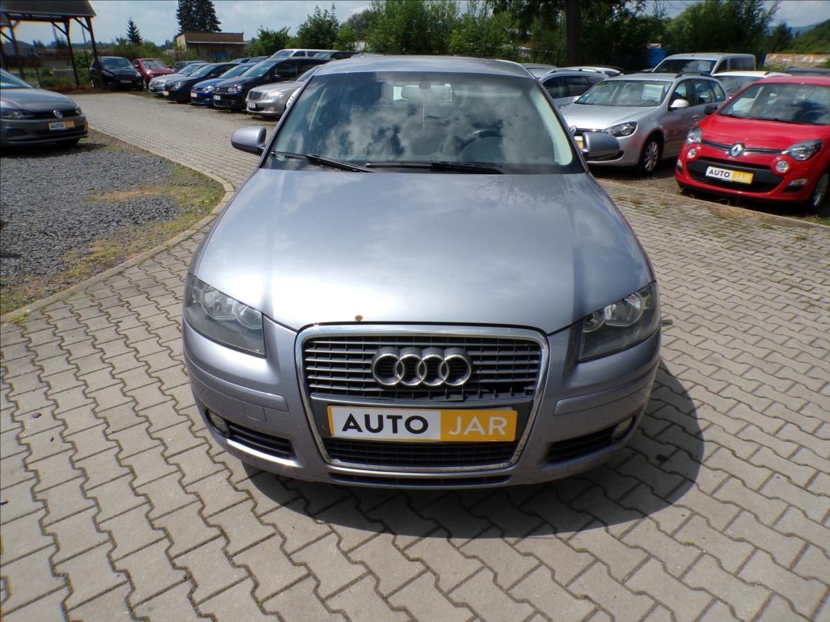 Audi A3, 1,6 i  DIGI.KLIMA - fotka 3