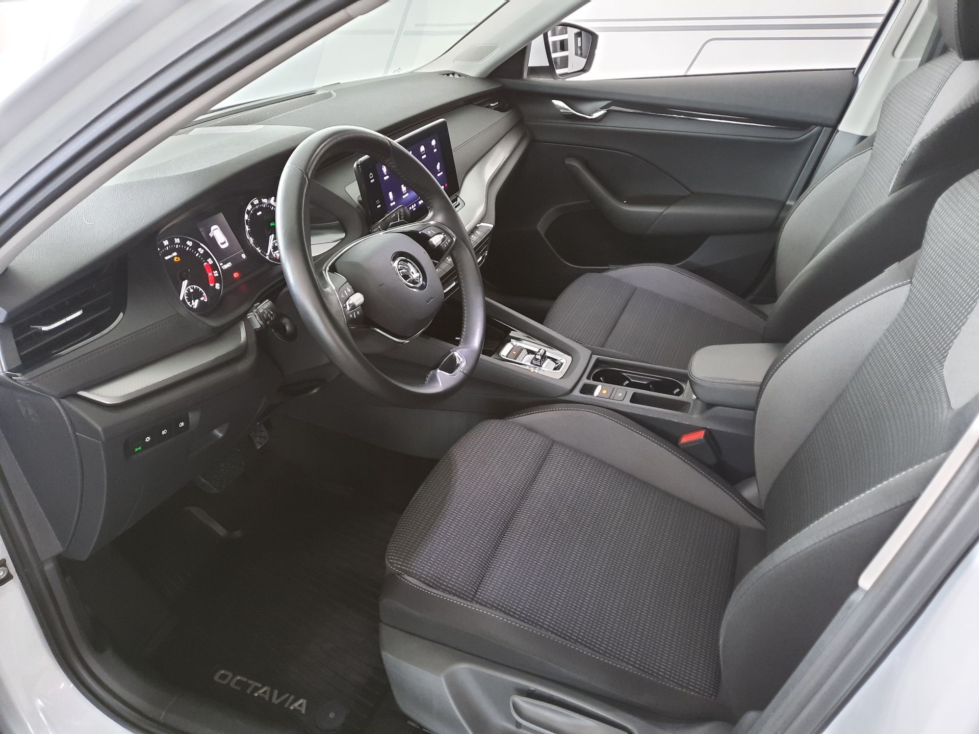 Škoda Octavia, Combi 2.0 TDI (110kW/150k) DSG - fotka 6