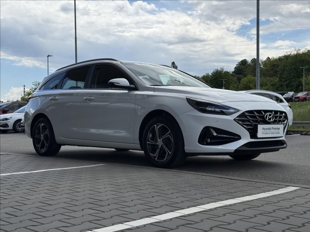 Hyundai i30, 1,0 T-GDI  WG Family Smart - fotka 4