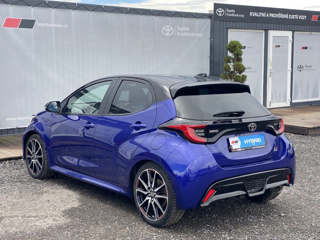 Toyota Yaris, 1.5HEV, ČR-1m, GR Sport, DPH - fotka 5