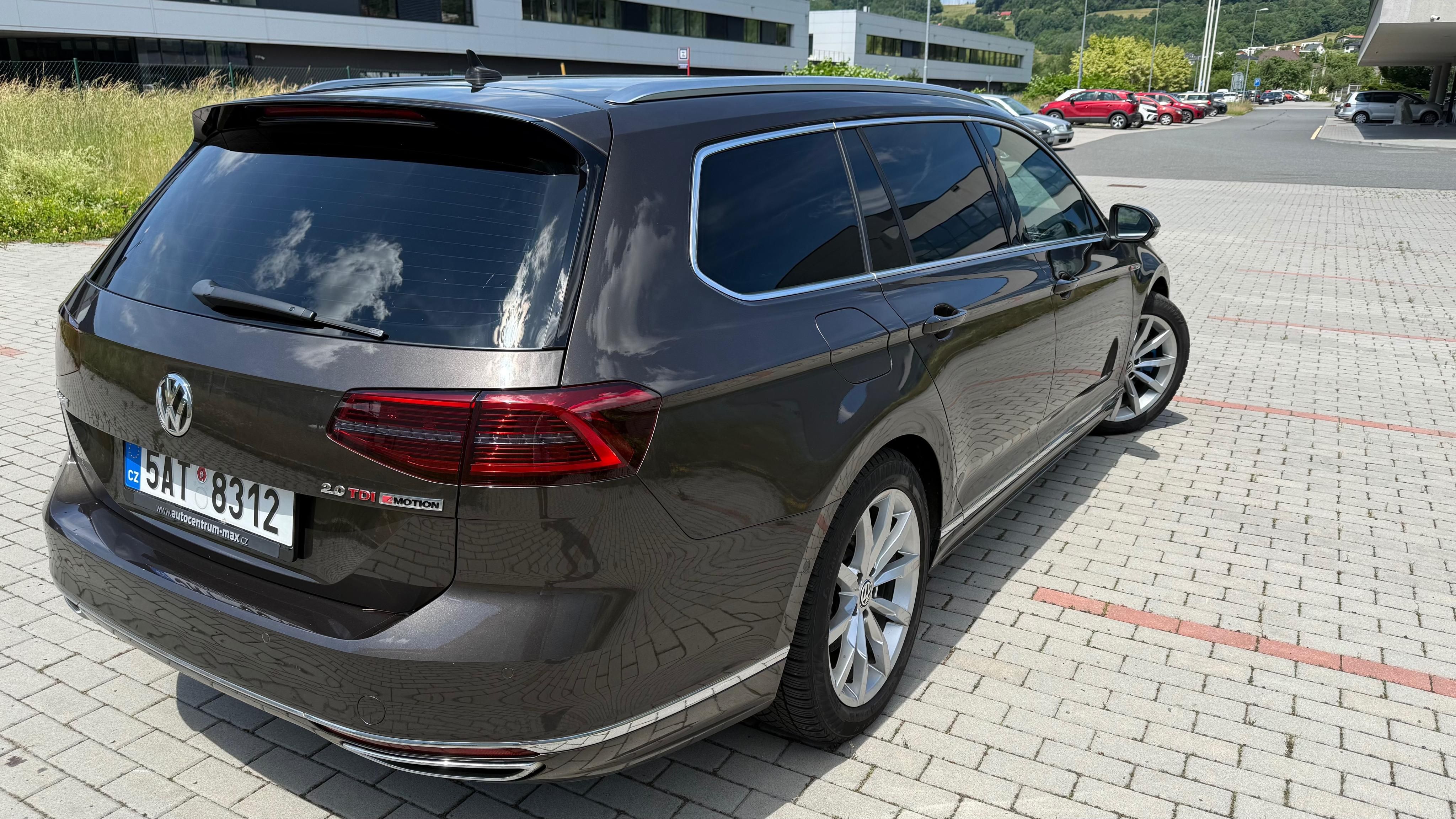 Volkswagen Passat, VW Passat B8 2.0 biTdi - fotka 5