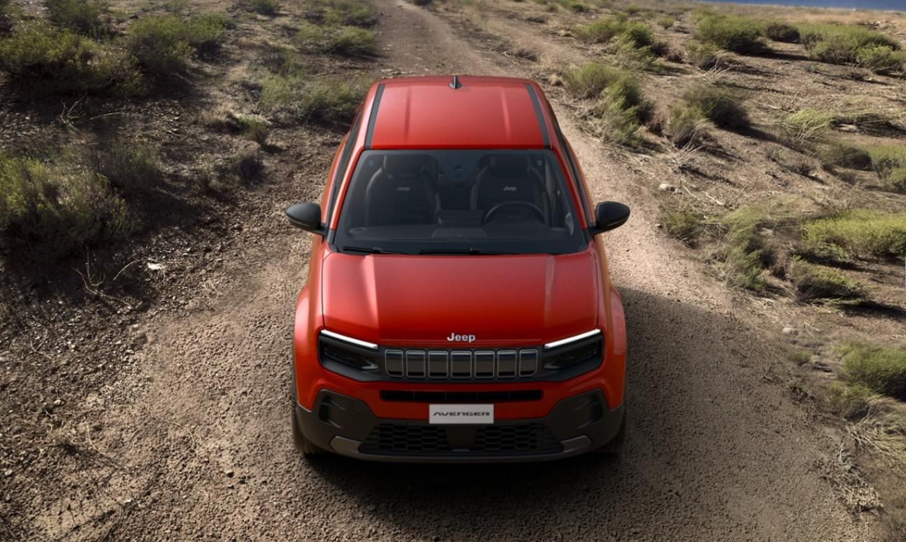 Jeep Avenger, 1.2i 100k Longitude AT6 - fotka 2