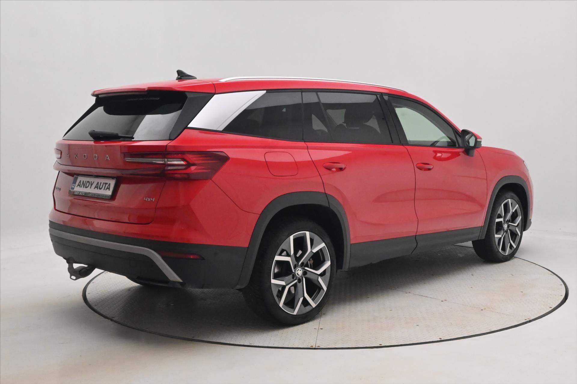 Škoda Kodiaq, 2,0 TDI 142kW DSG 4x4 7/míst Z - fotka 5