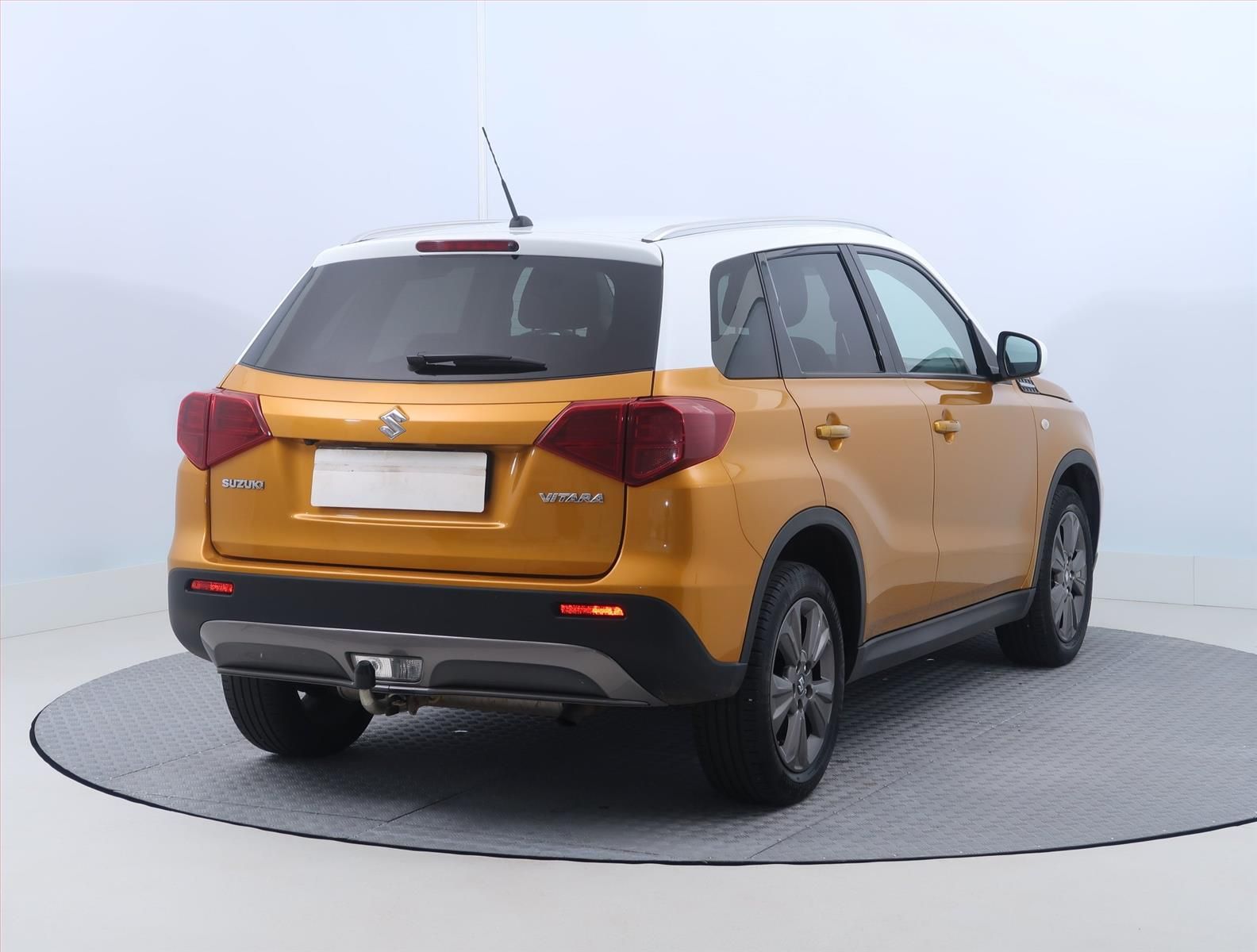 Suzuki Vitara, 1.4 BoosterJet, Automat, ČR - fotka 5