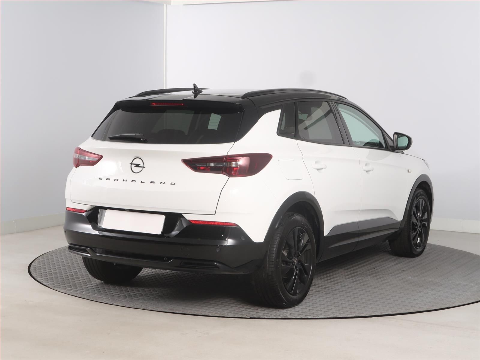 Opel Grandland, 1.2 Turbo, Automat, Serv.kniha - fotka 5