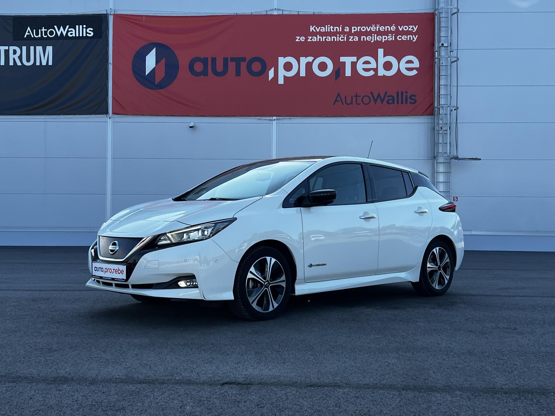Nissan LEAF, EV 110kW 40kWh Tekna