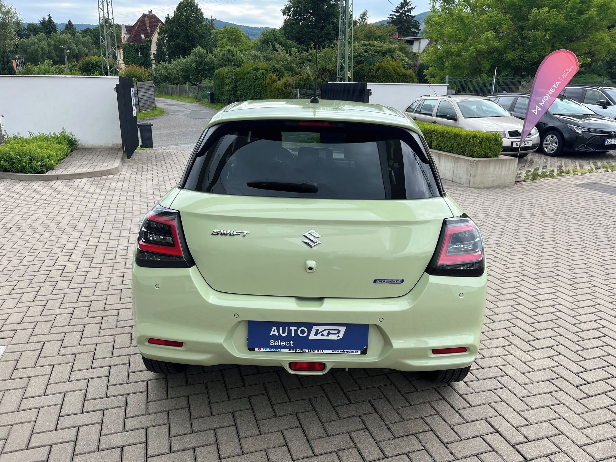Suzuki Swift, 1.2 DualJet 4x4 Elegance HEV - fotka 5
