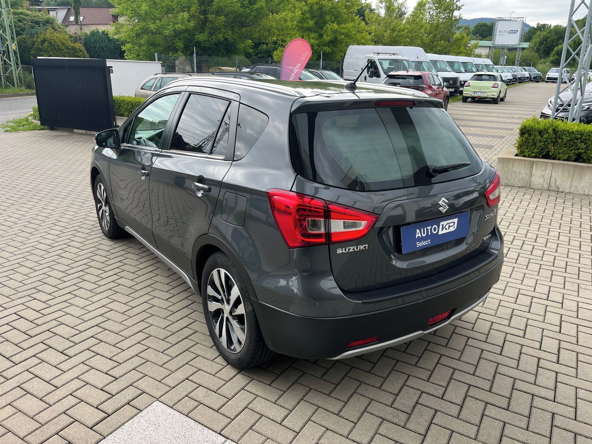 Suzuki S-Cross, 1,4 BJet 4x4 Elegance Pano AT - fotka 4