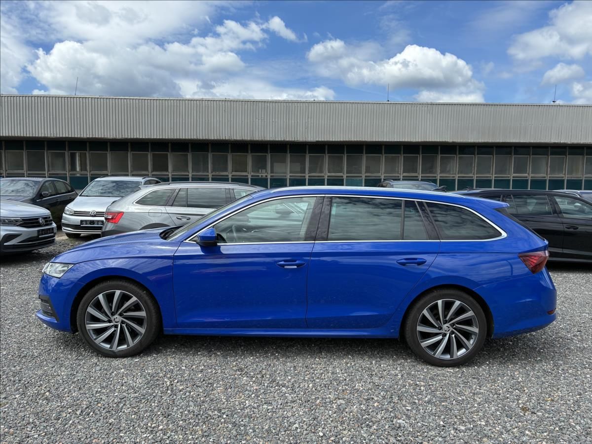 Škoda Octavia, 2,0 TAŽNÉ,EL.KUFR,HEAD-UP