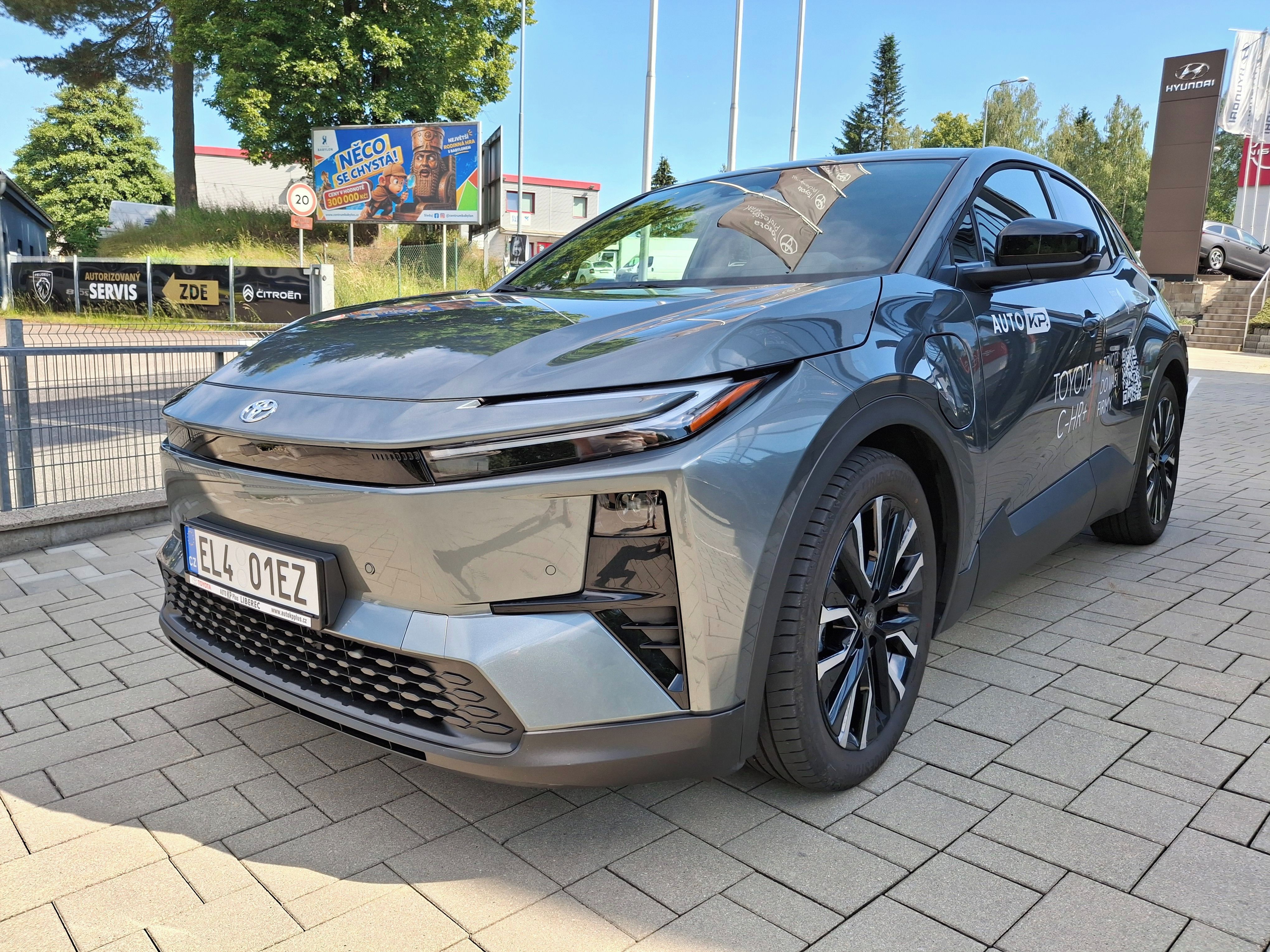 Toyota C-HR, + 77kWh Style Dynamic - fotka 2