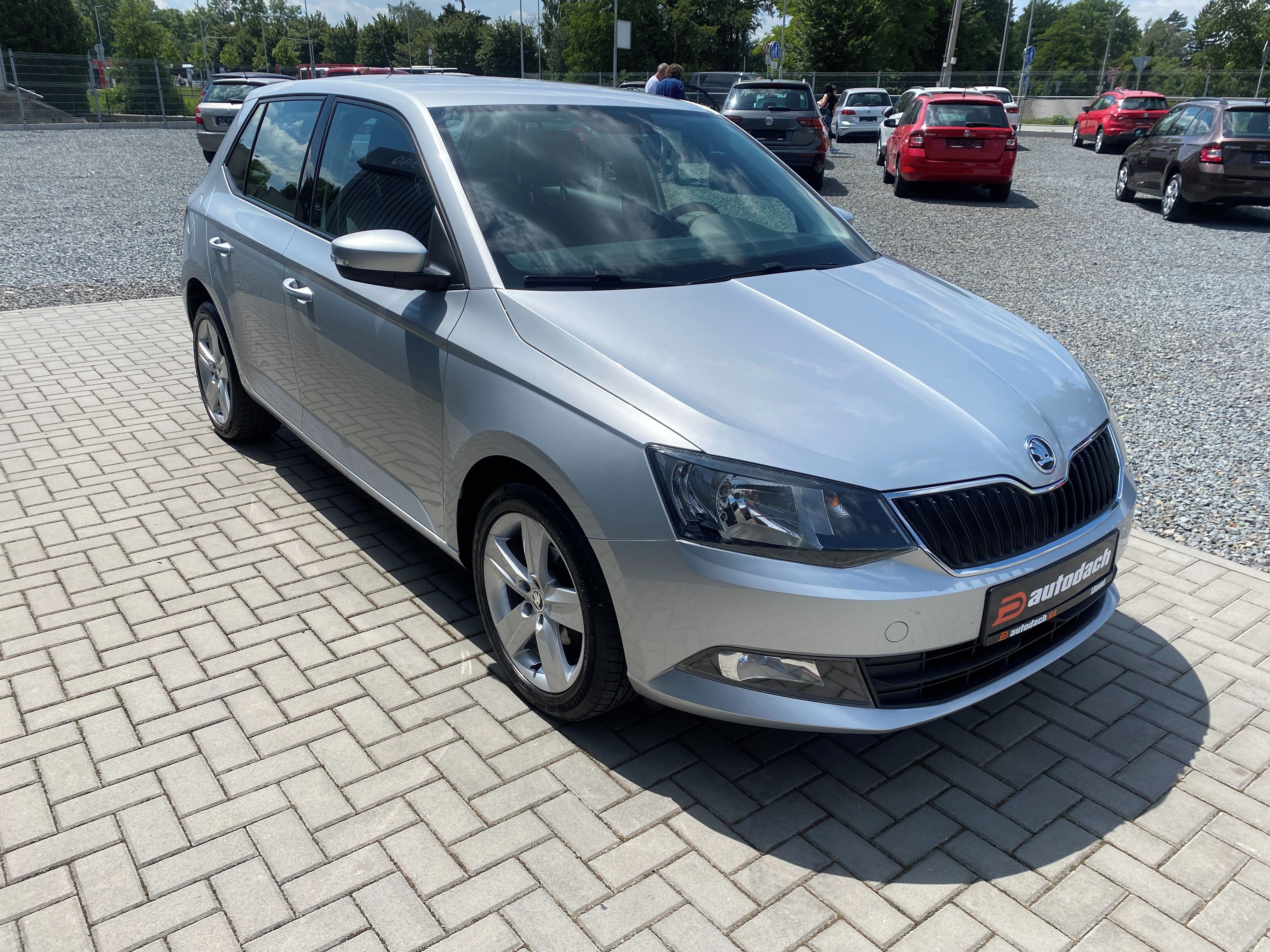 Škoda Fabia, 1.2 TSI 66kW - ALU - PDC - fotka 6