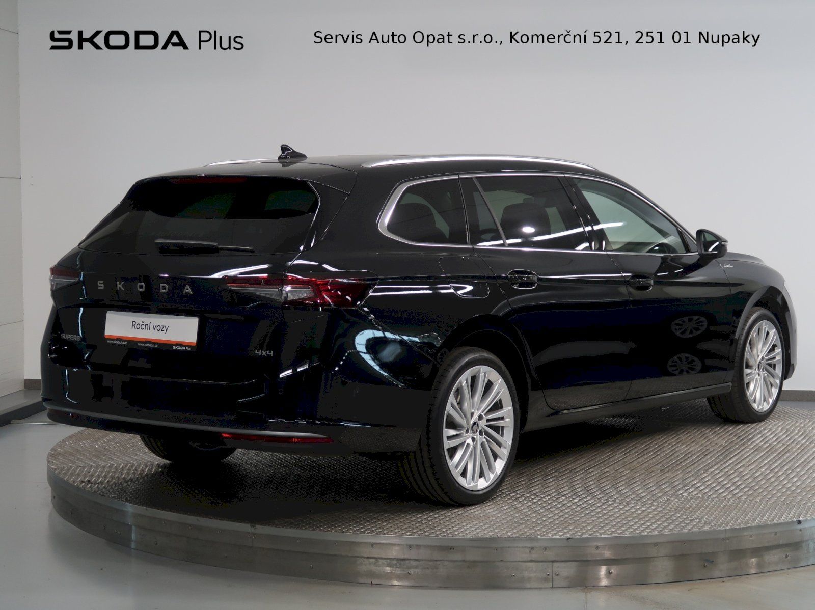 Škoda Superb, LAURIN&KLEMENT 2.0TDI 142KW 4x - fotka 2