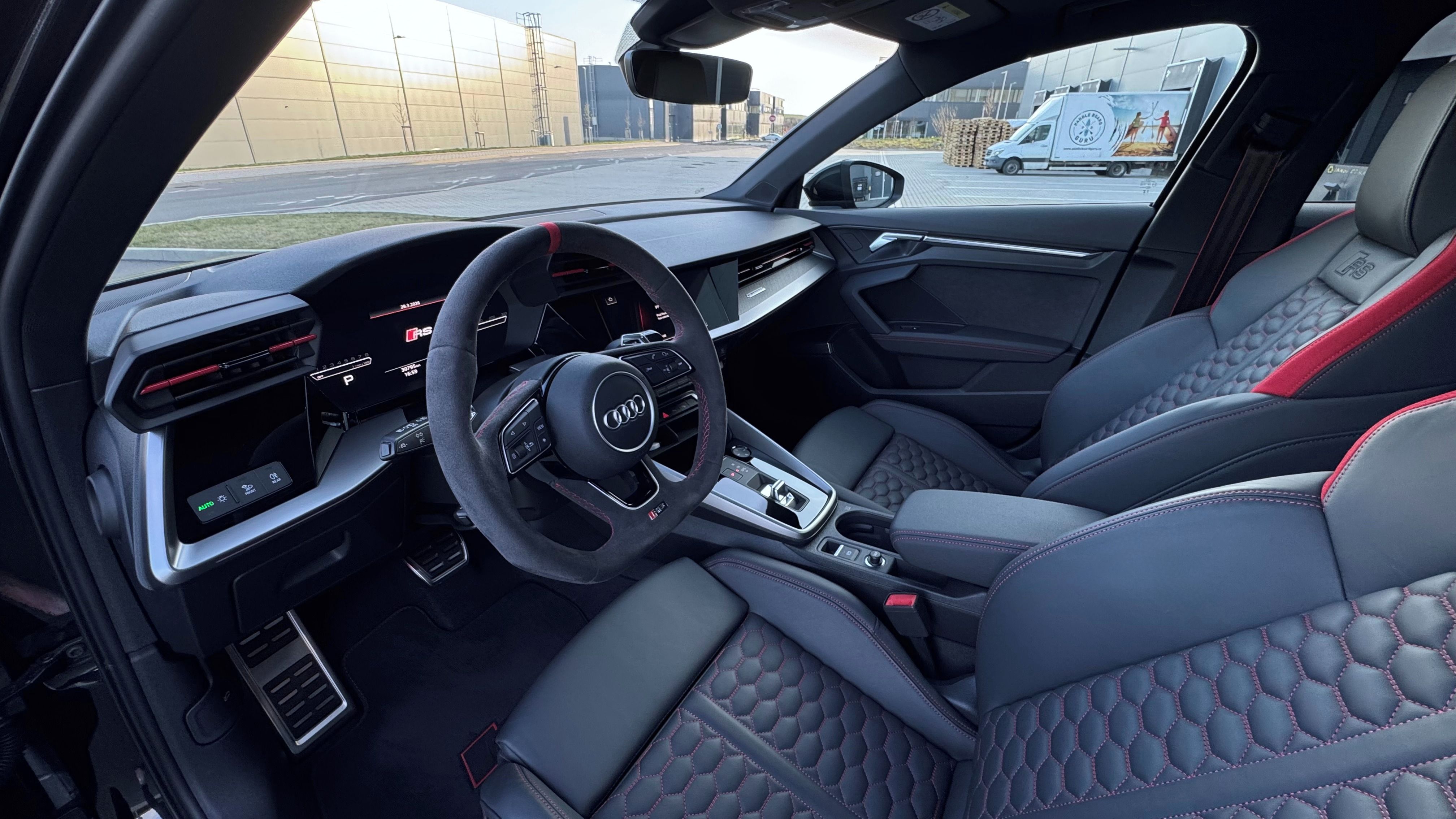 Audi RS3, Audi RS3 Hatchback - fotka 6