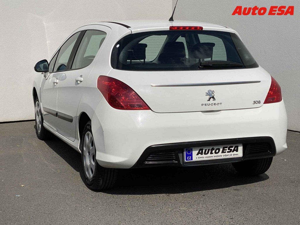 Peugeot 308, 1.4i,ČR,servis.kniha,AC - fotka 6