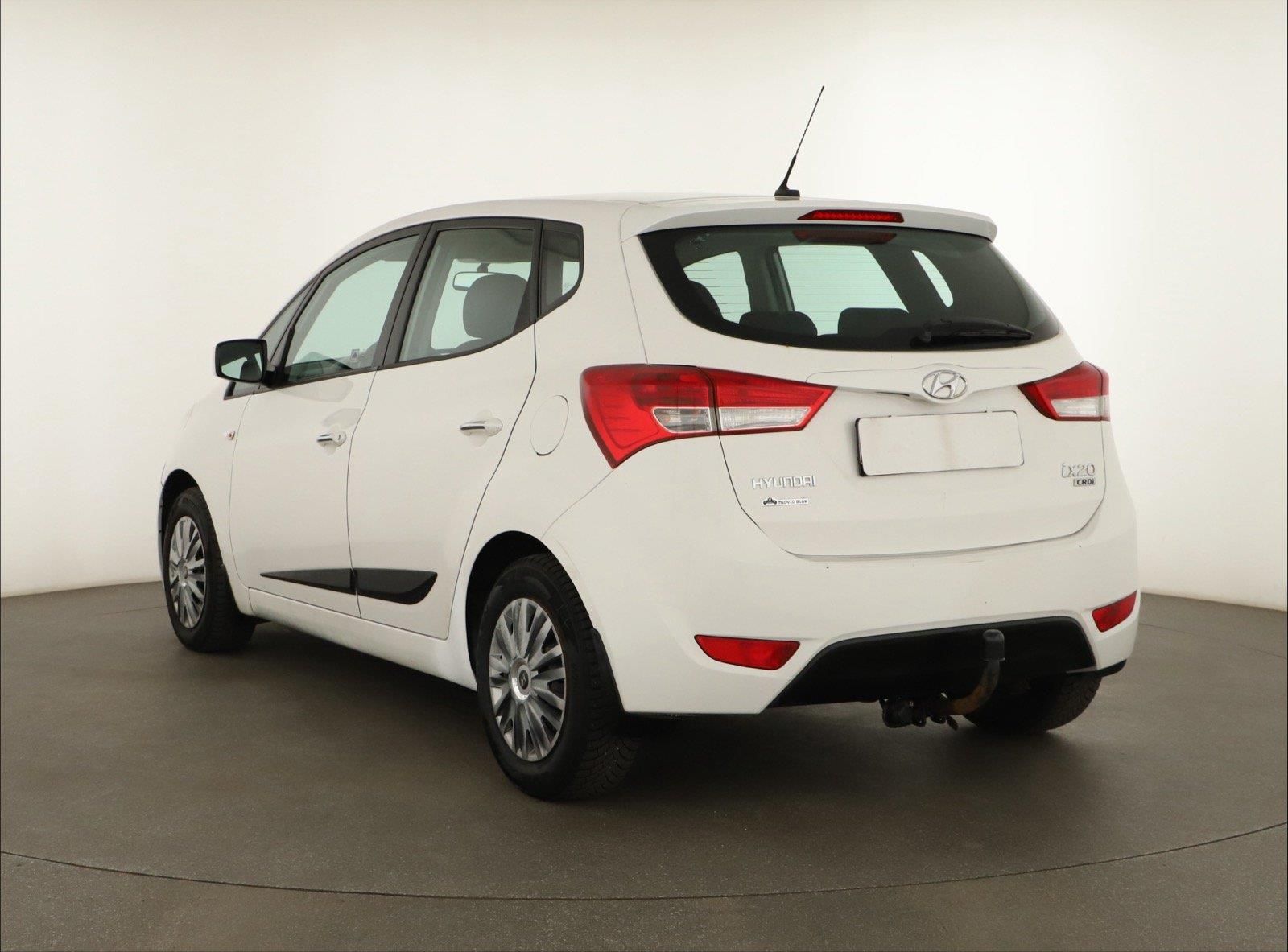 Hyundai ix20, 1.6 CRDi, jezdí výborně - fotka 4