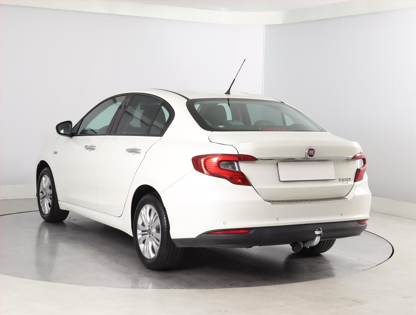 Fiat Tipo, 1.4 16V, Serv.kniha, Klima - fotka 4