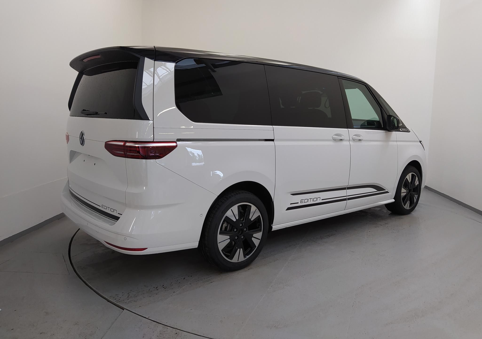 Volkswagen Multivan, Life 2,0 TDI - fotka 5