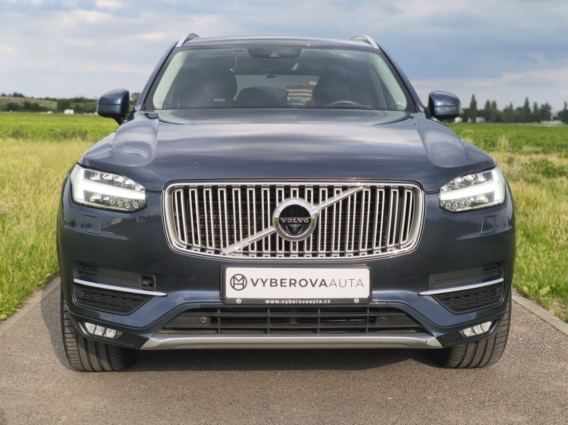 Volvo XC90, D5 2.0 173kW/AWD/Inscription/ - fotka 5