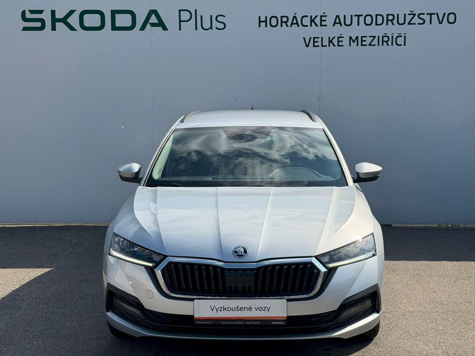Škoda Octavia, combi Ambition 2,0 TDI 85 kW 6 - fotka 4