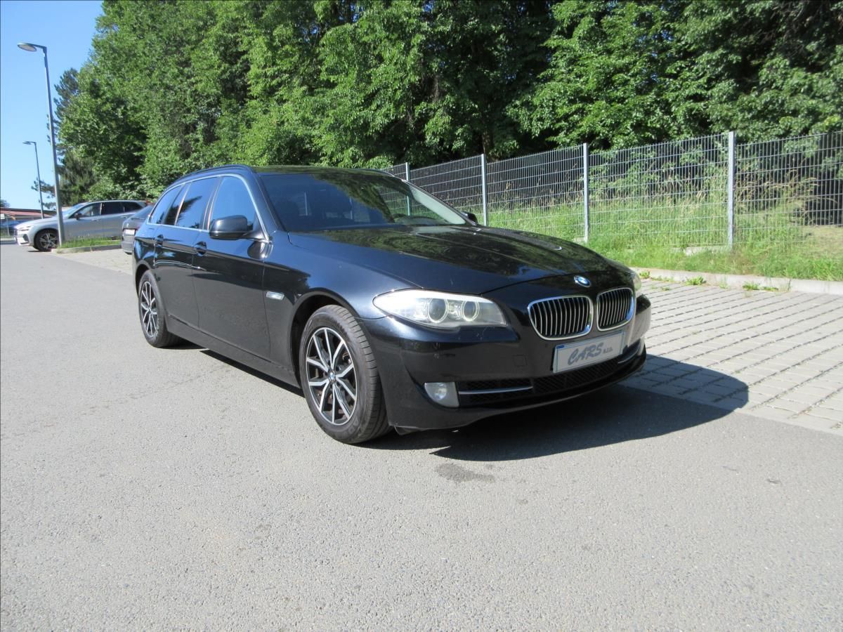 BMW Řada 5, 535d xDrive, Panorama, Navi, K - fotka 2