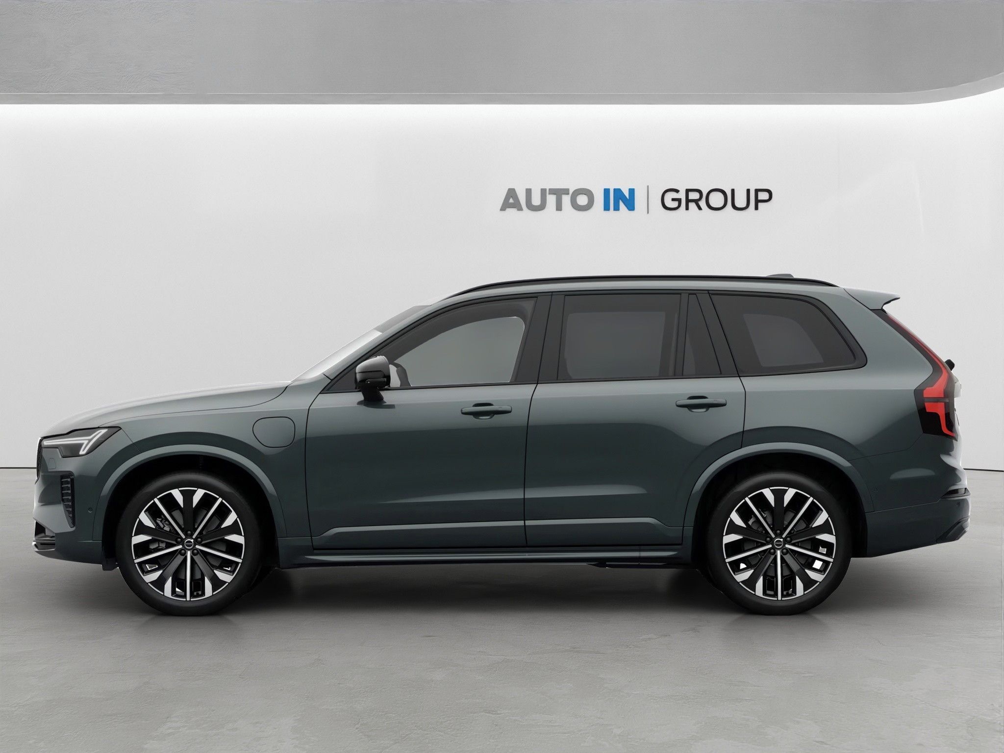 Volvo XC90, Plus,vzudch.pod.,406k,AWD,ACC - fotka 3