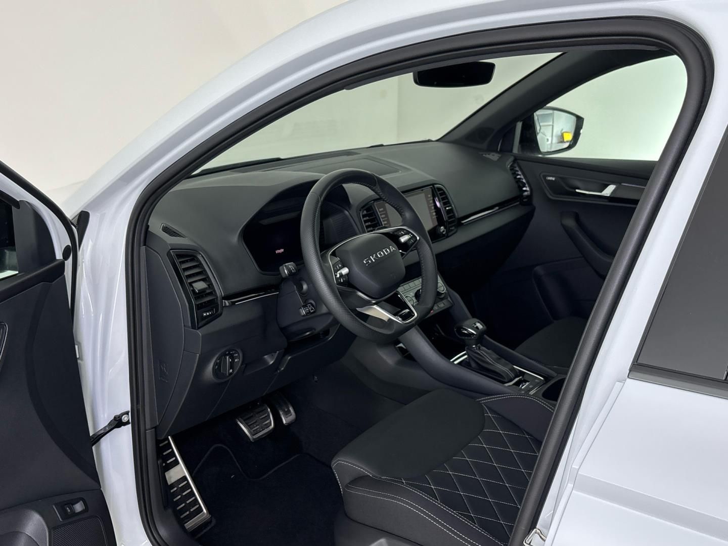 Škoda Karoq, 1.5 TSI DSG / 110 kW Sportline - fotka 6