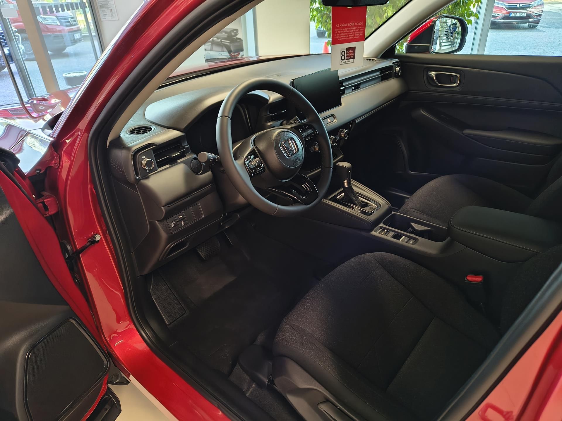 Honda HR-V, e:HEV 1.5 i-MMD Elegance 2027 - fotka 4