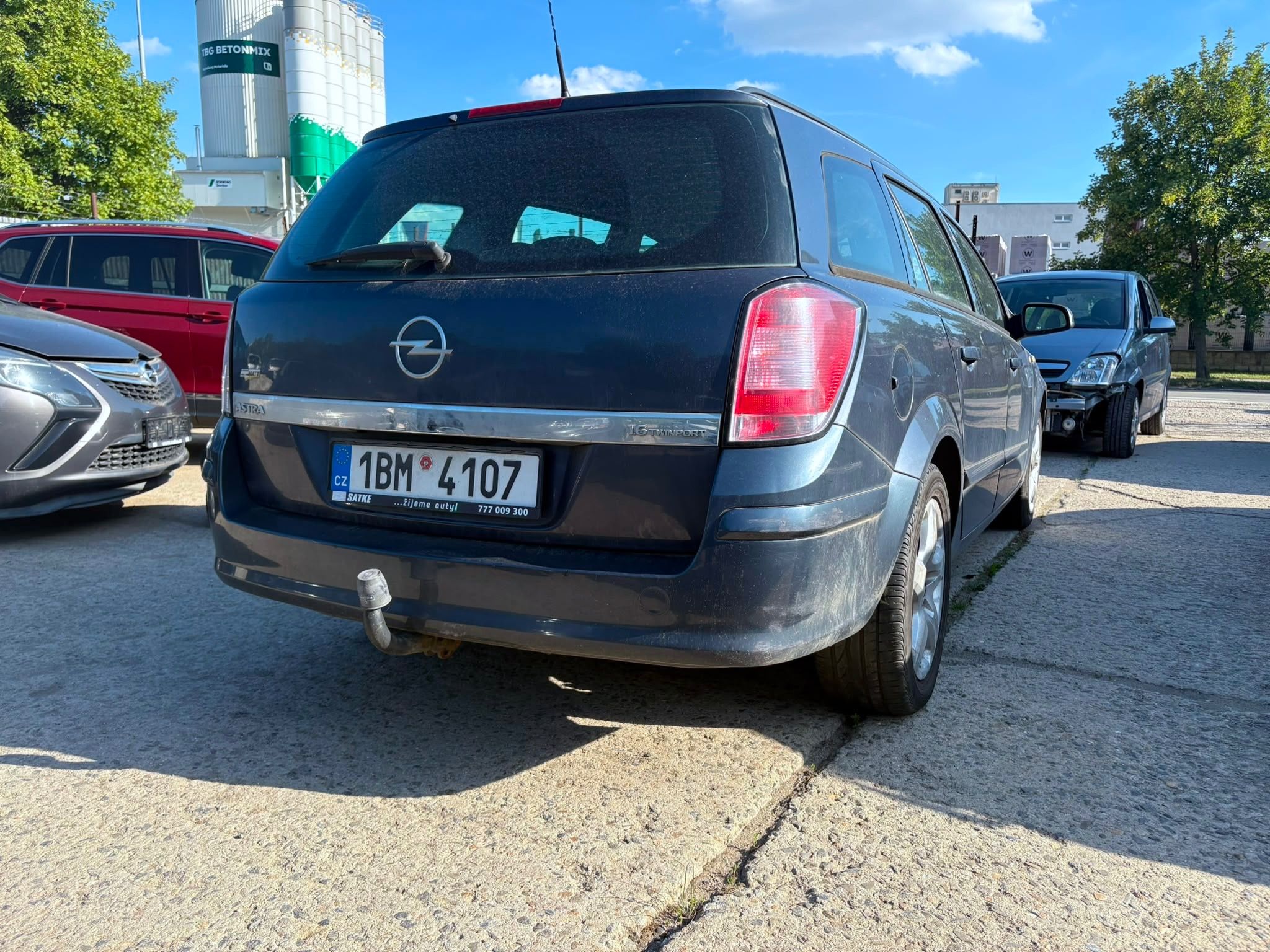 Opel Astra, 1,6 16V, tažné - fotka 4