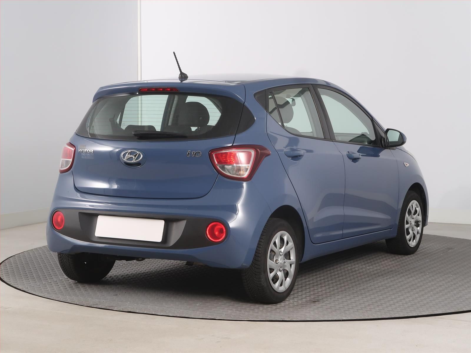 Hyundai i10, 1.0, Klima, El. okna - fotka 5