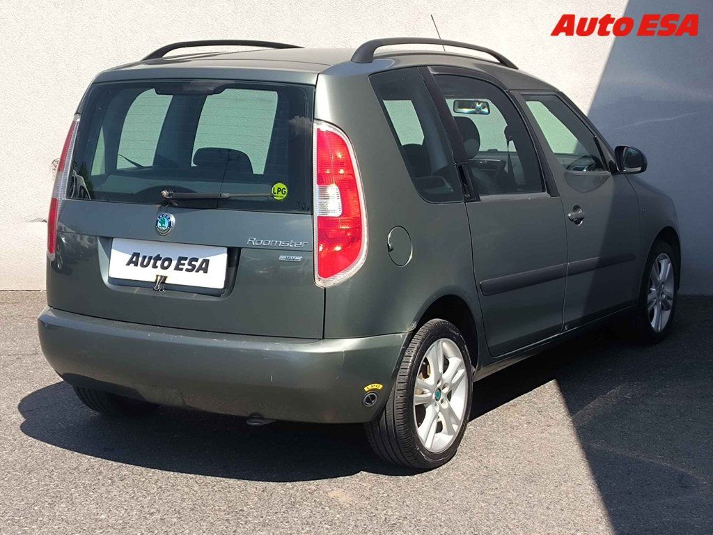 Škoda Roomster, 1.4 i - fotka 4