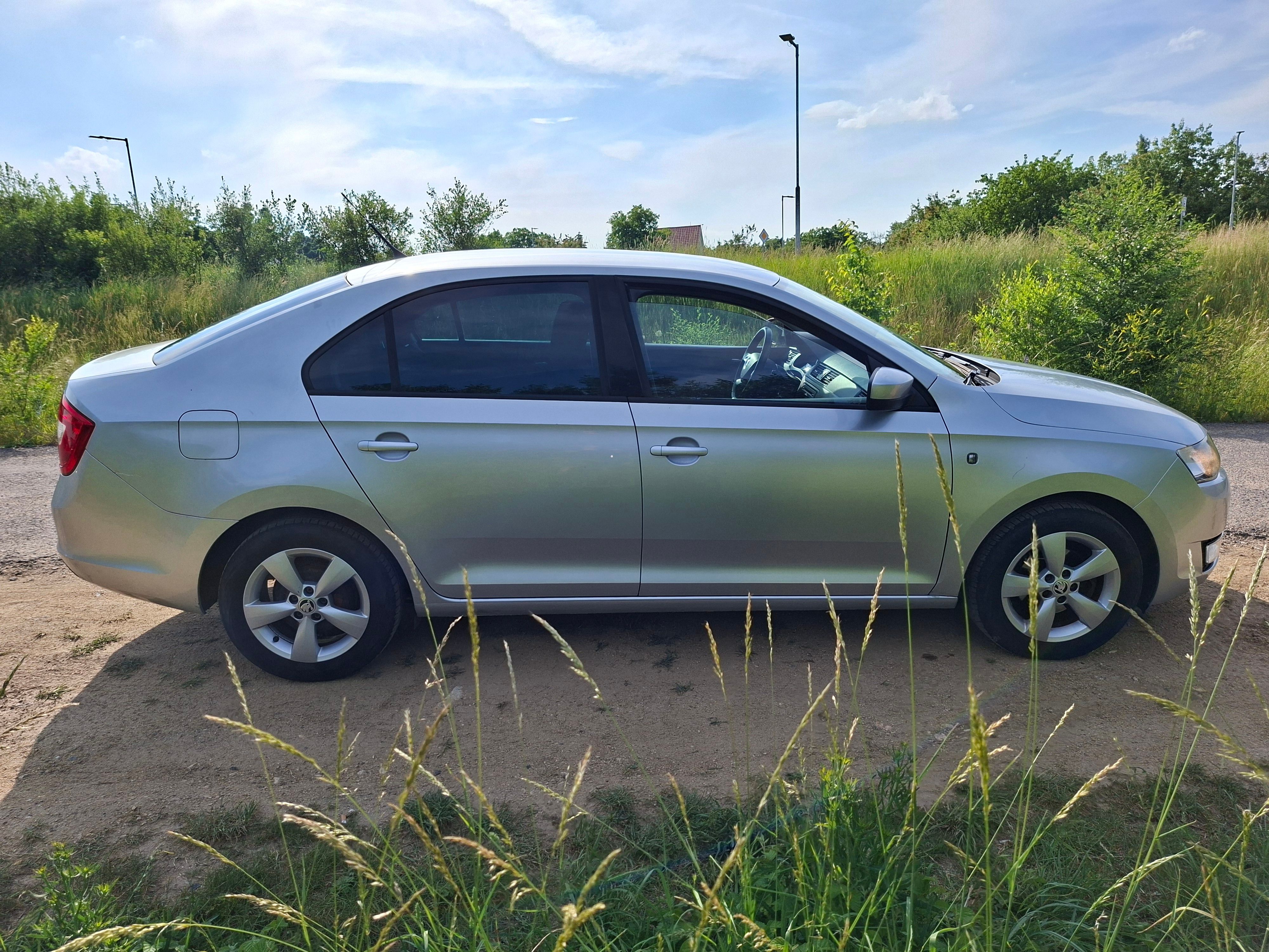 Škoda Rapid, 1.2 TSI Fresh Ambition 63 kW - fotka 6