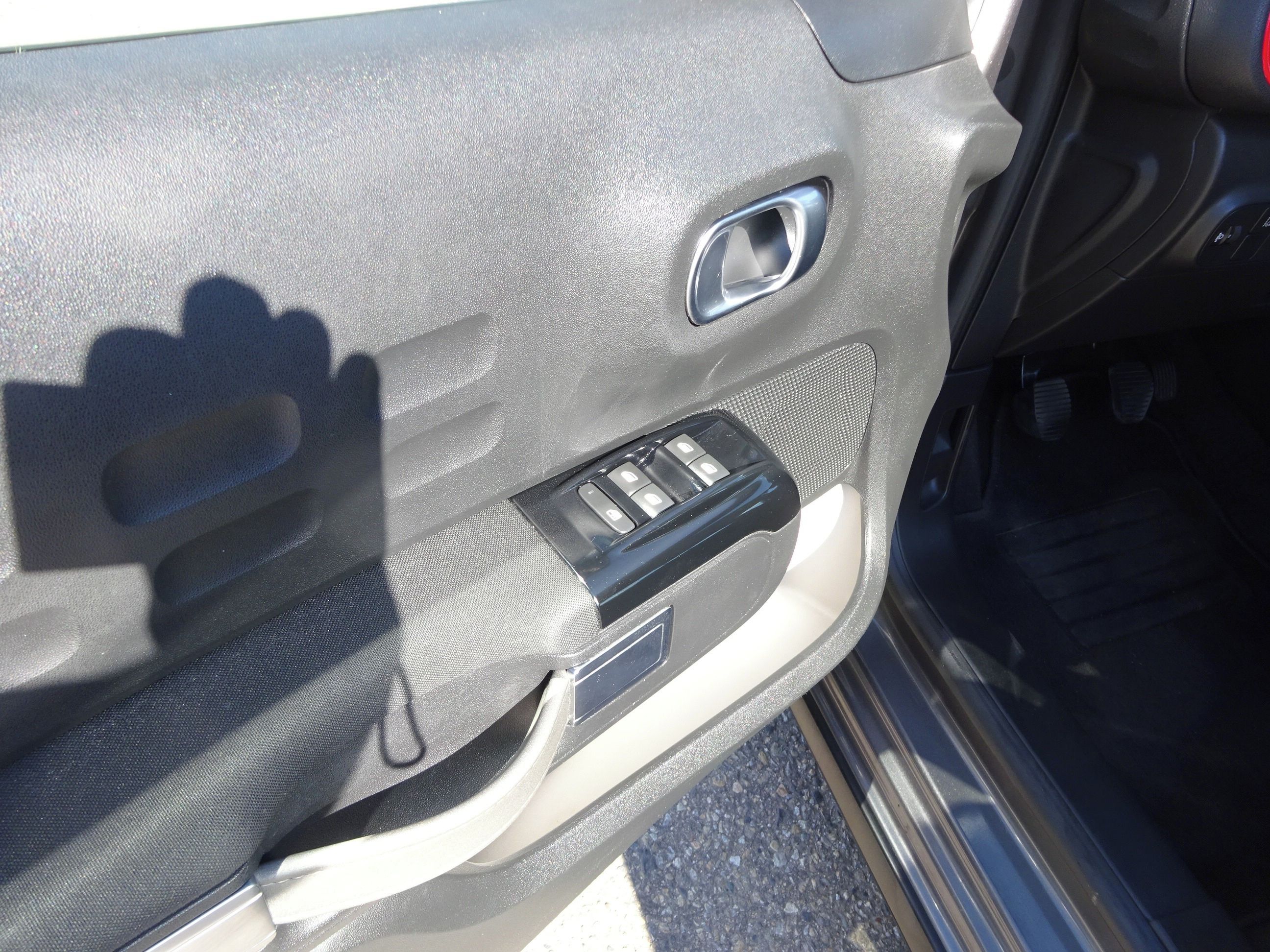 Citroën C3, 1.2 PureTech 2.Majitelka - fotka 6