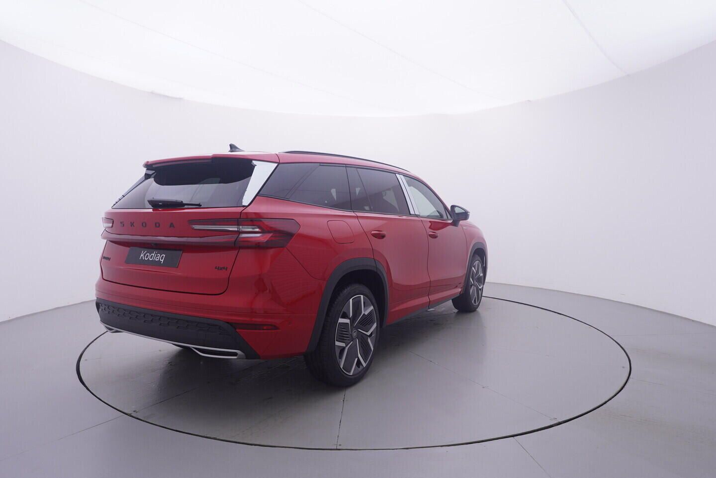 Škoda Kodiaq, Sportline 2,0 TDI 4x4 142 kW - fotka 5