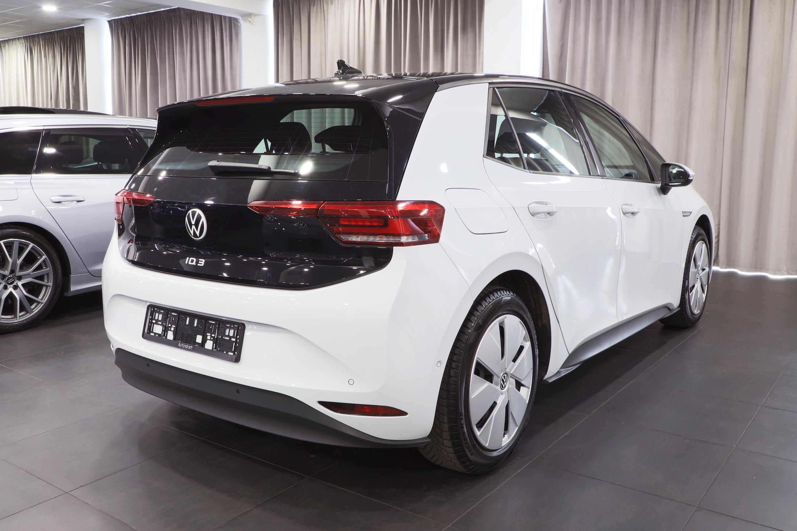 Volkswagen ID.3, ID.3 Pro 150kW SOH 95.5% - fotka 4